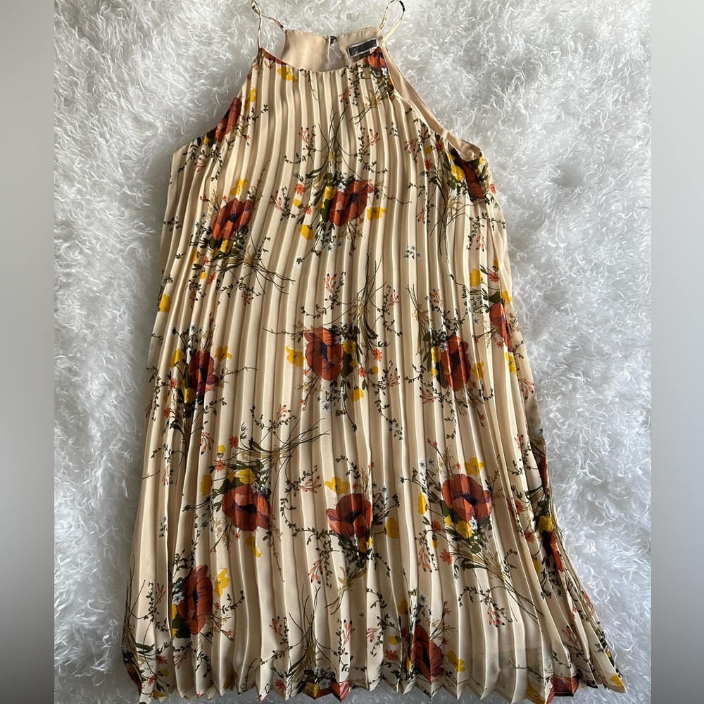 Floral print crimped dress